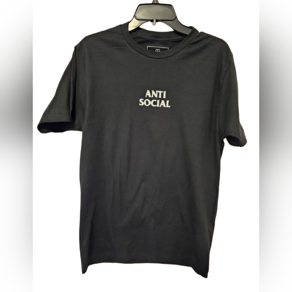 Red Eight Black and White Anti Social Embroidered T-Shirt Men's Size Medium NWOT